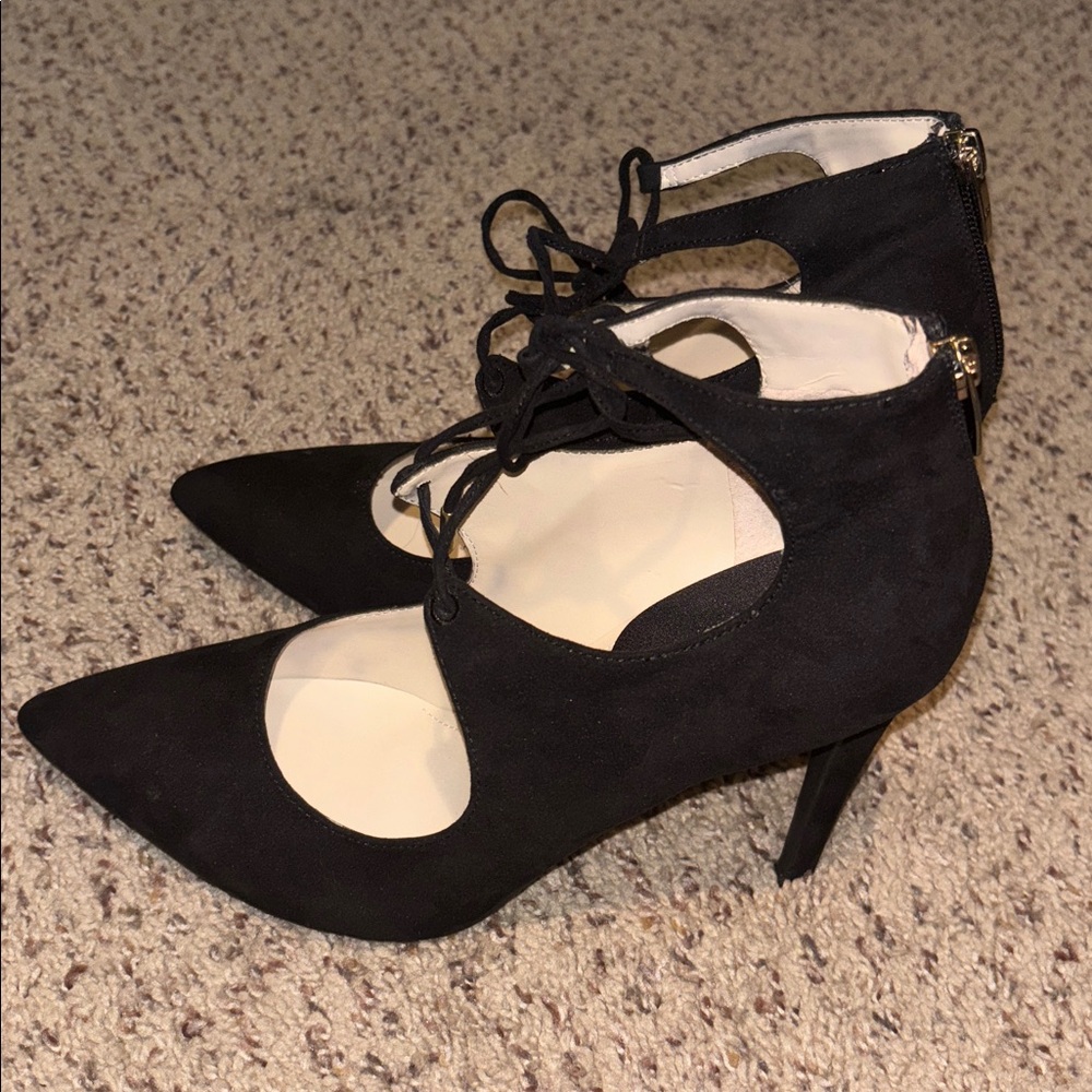 Marc Fisher -Elegant Black Stiletto Heels size 10 - Picture 4 of 9